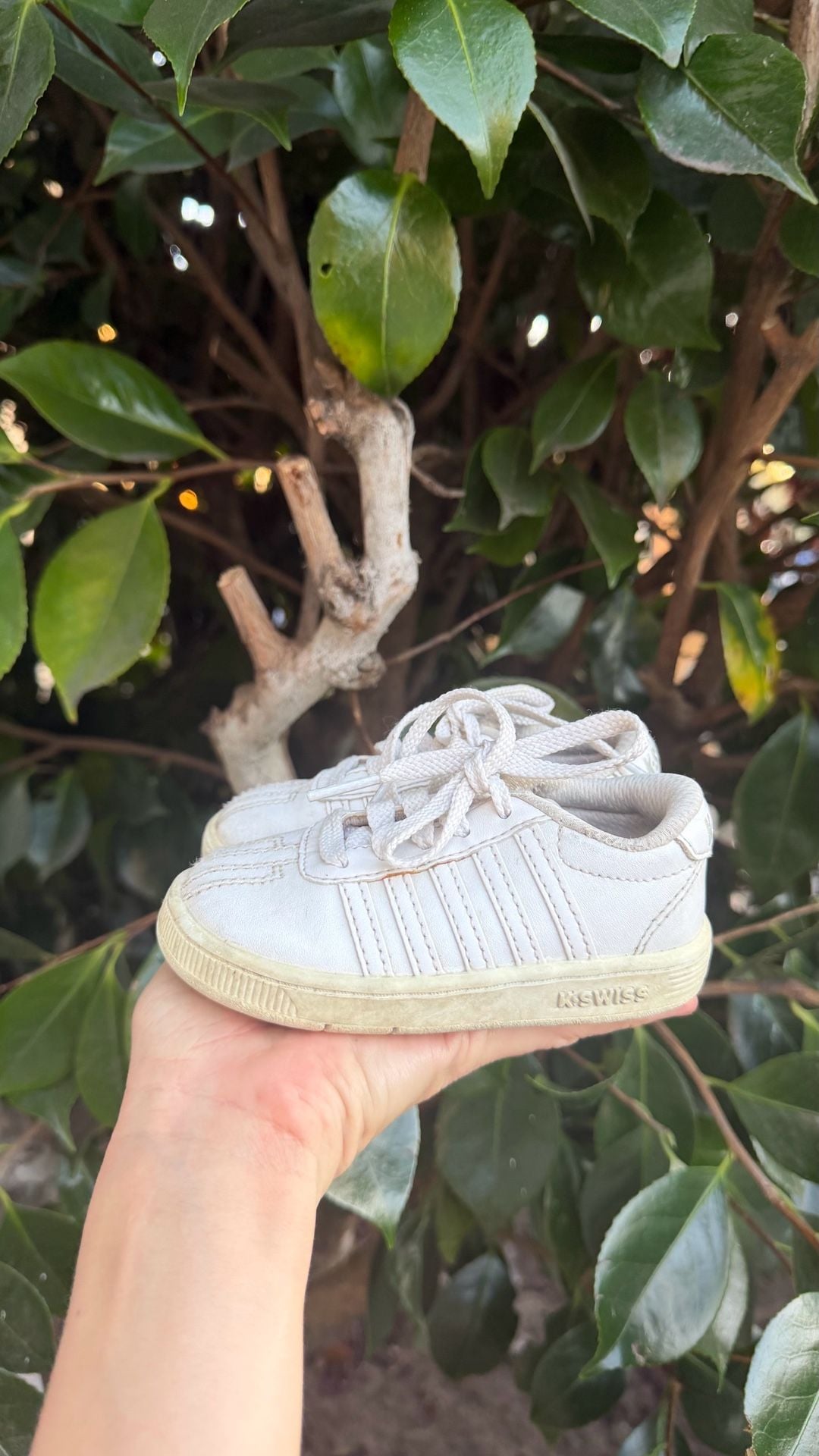 K-Swiss Classic Pro Infant White Leather Sneakers Size 5 4
