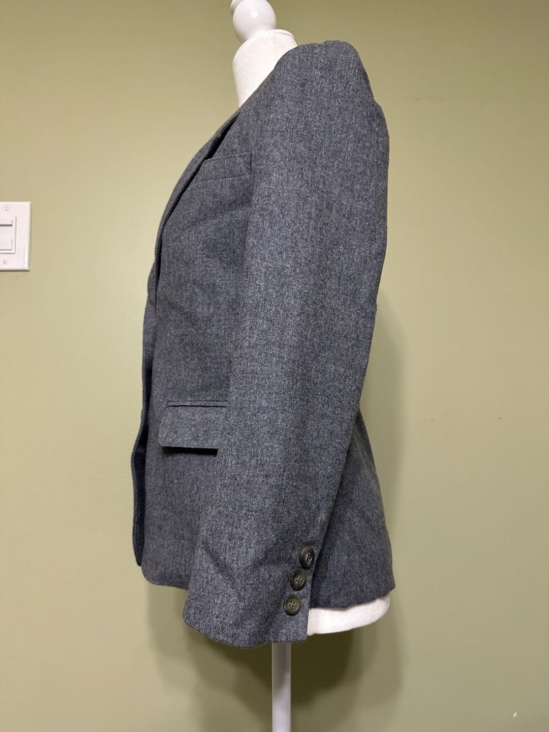 Womens Pendleton Petite 100% Virgin Wool Gray Blazer Jacket Size 2 **Flaws** 3