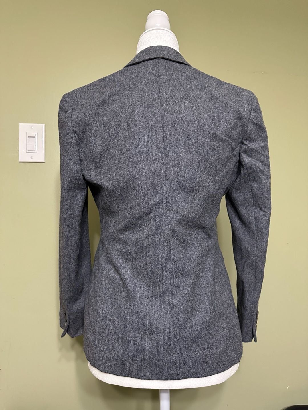Womens Pendleton Petite 100% Virgin Wool Gray Blazer Jacket Size 2 **Flaws** 4