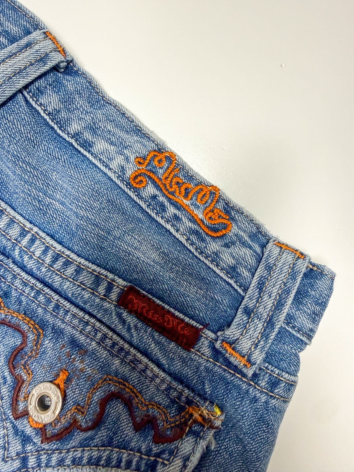 Product thumbnail 6