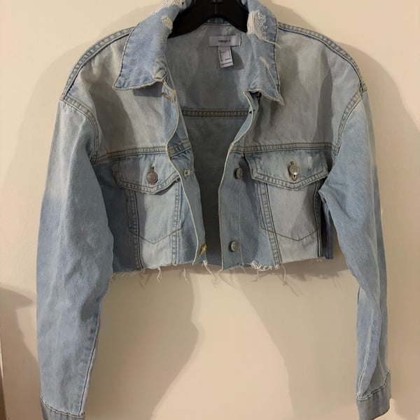 Forever 21 Light Wash Cropped Raw Hem Distressed Denim Jacket