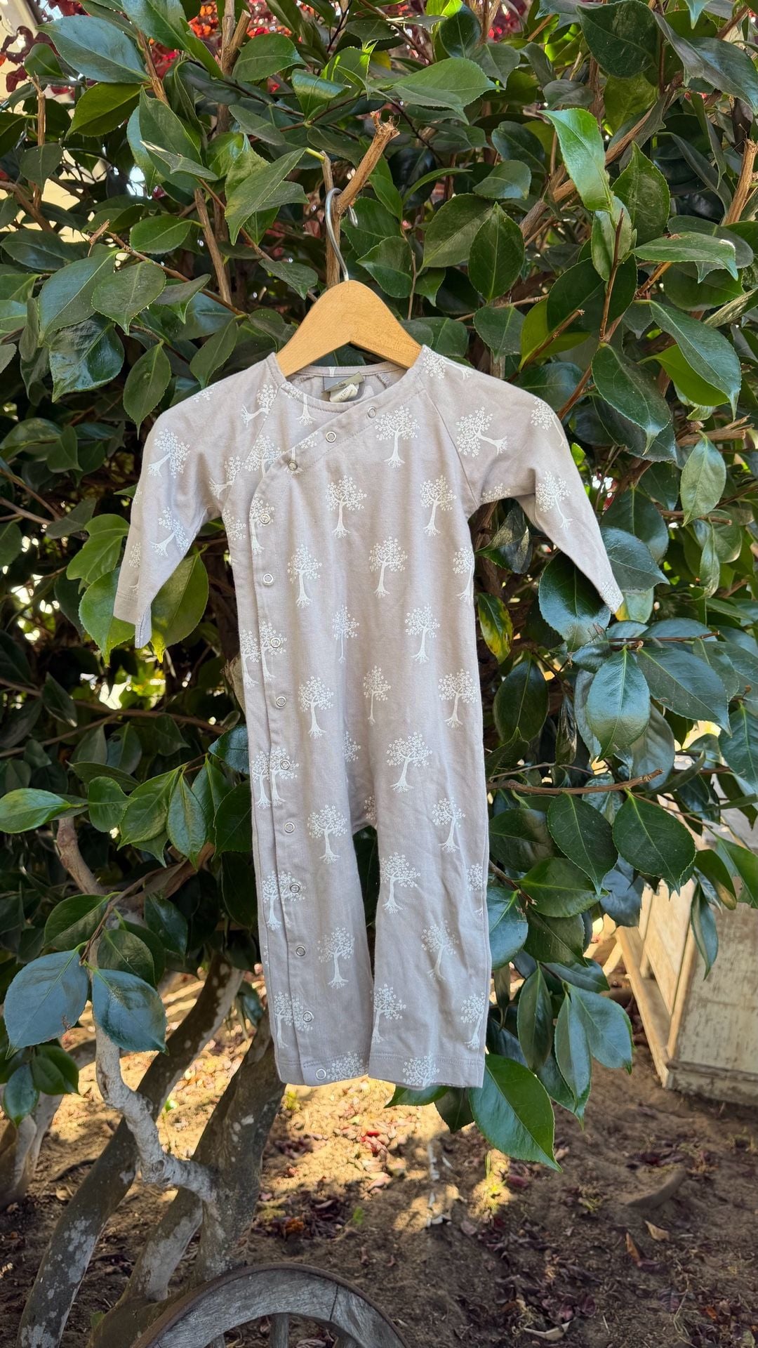 Kate Quinn Gray Tree Print Organic Cotton Kimono Bodysuit Romper 6-12M 2