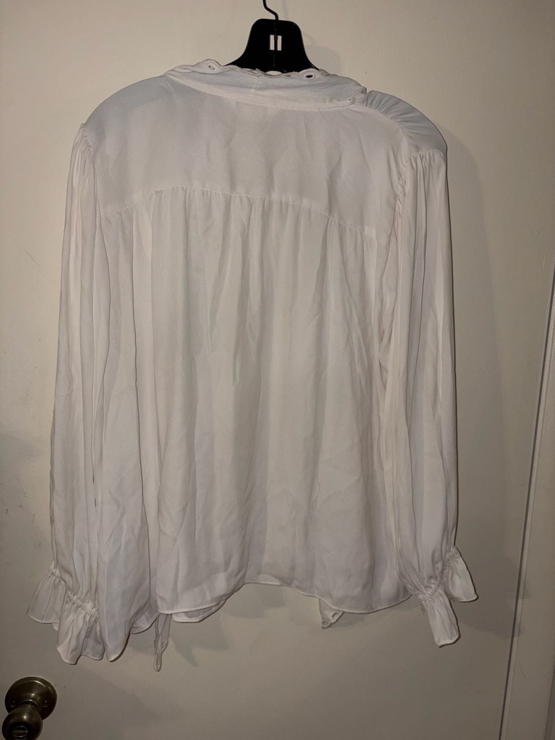 LC Lauren Conrad White Long Sleeve Blouse with Eyelet Trim and Ruffle Cuffs 3