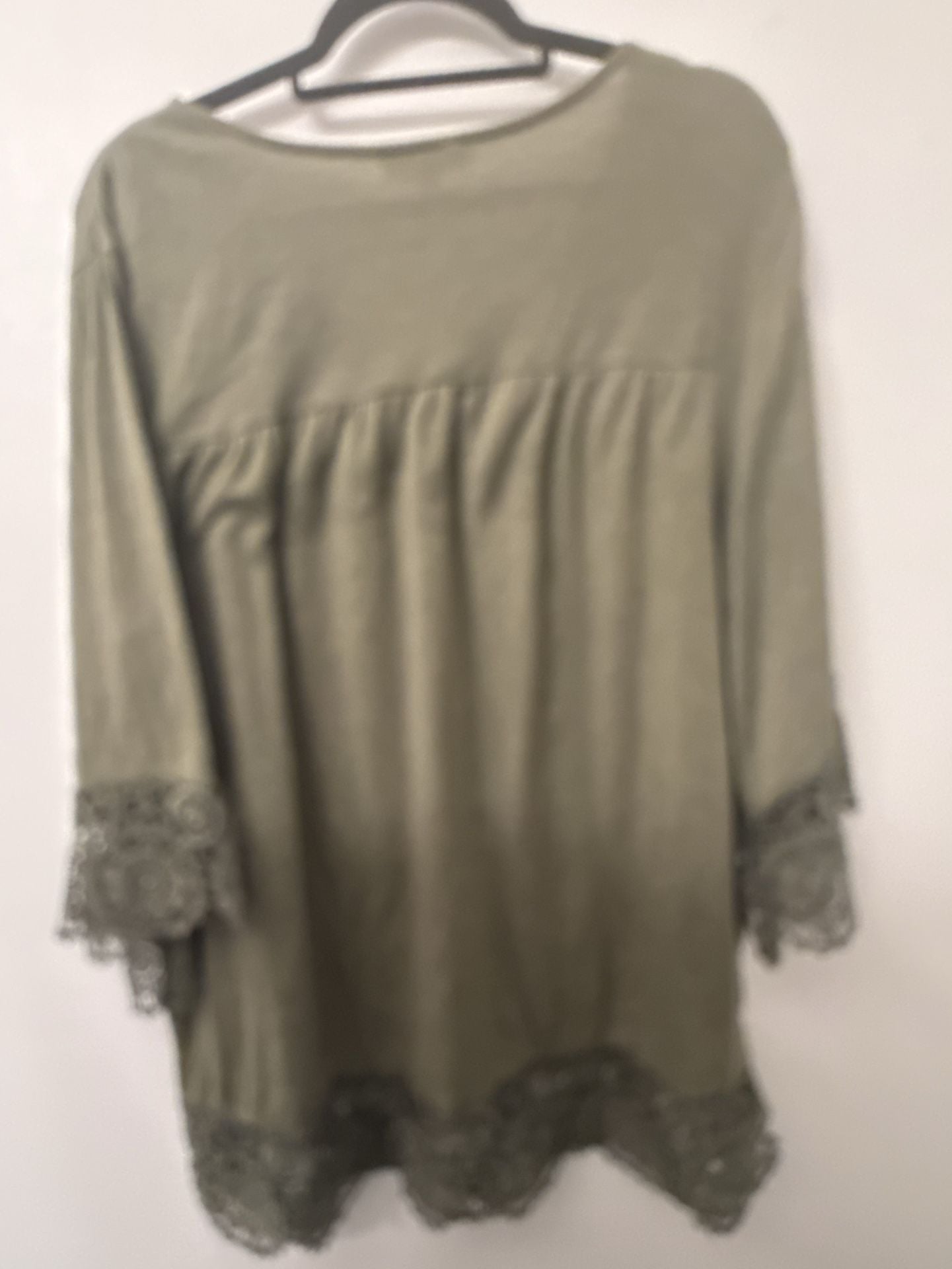 Indigo Rose Olive Green V-Neck 3/4 Sleeve Top with Lace Trim Size 1X 5