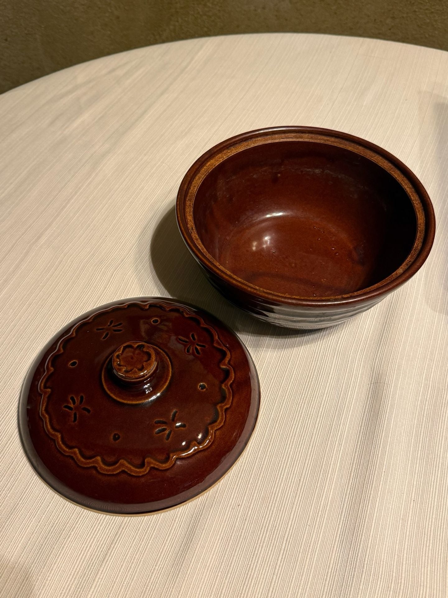Marcrest Daisy Dot Brown Stoneware Casserole Dish with Lid Oven Proof USA 4