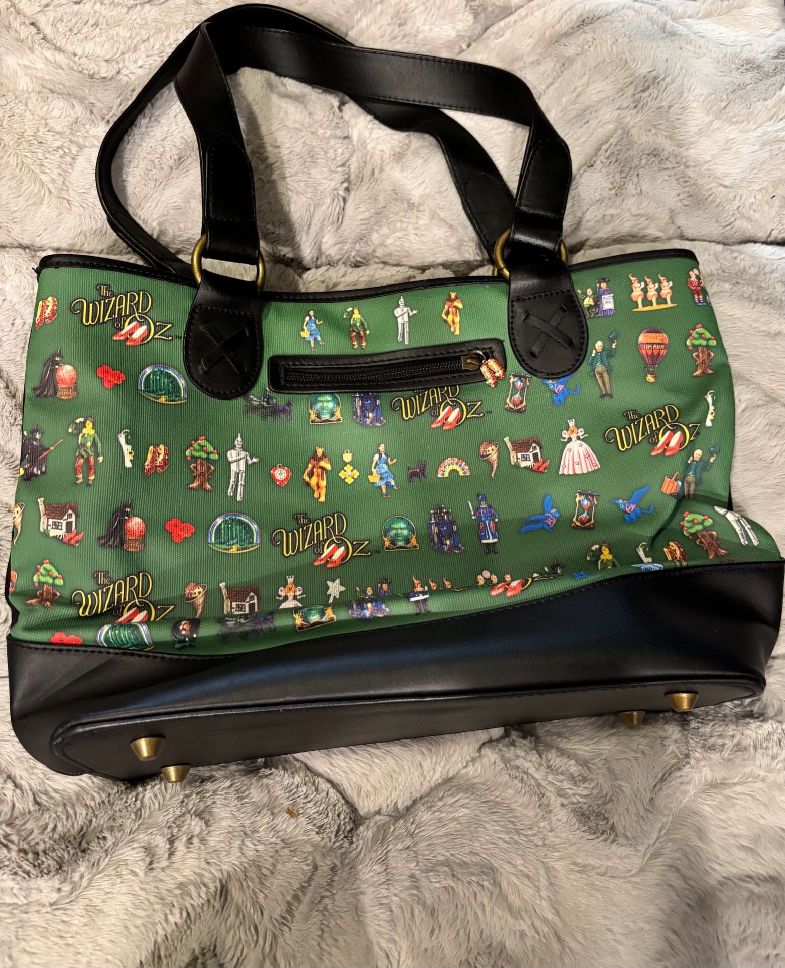 The Wizard of Oz Green Canvas Tote Bag with Movie Icons and Characters 2