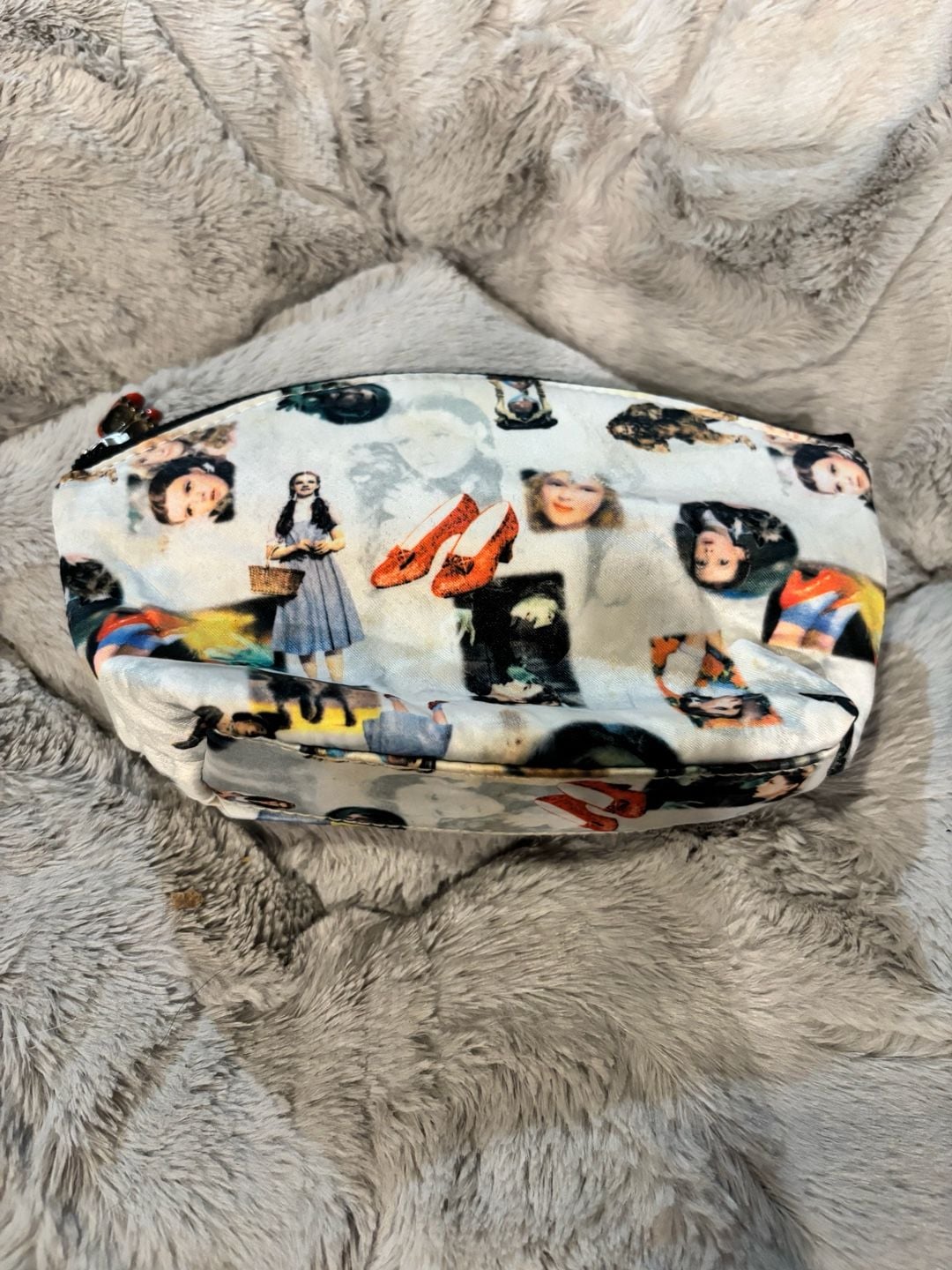 The Wizard of Oz Green Canvas Tote Bag with Movie Icons and Characters 13