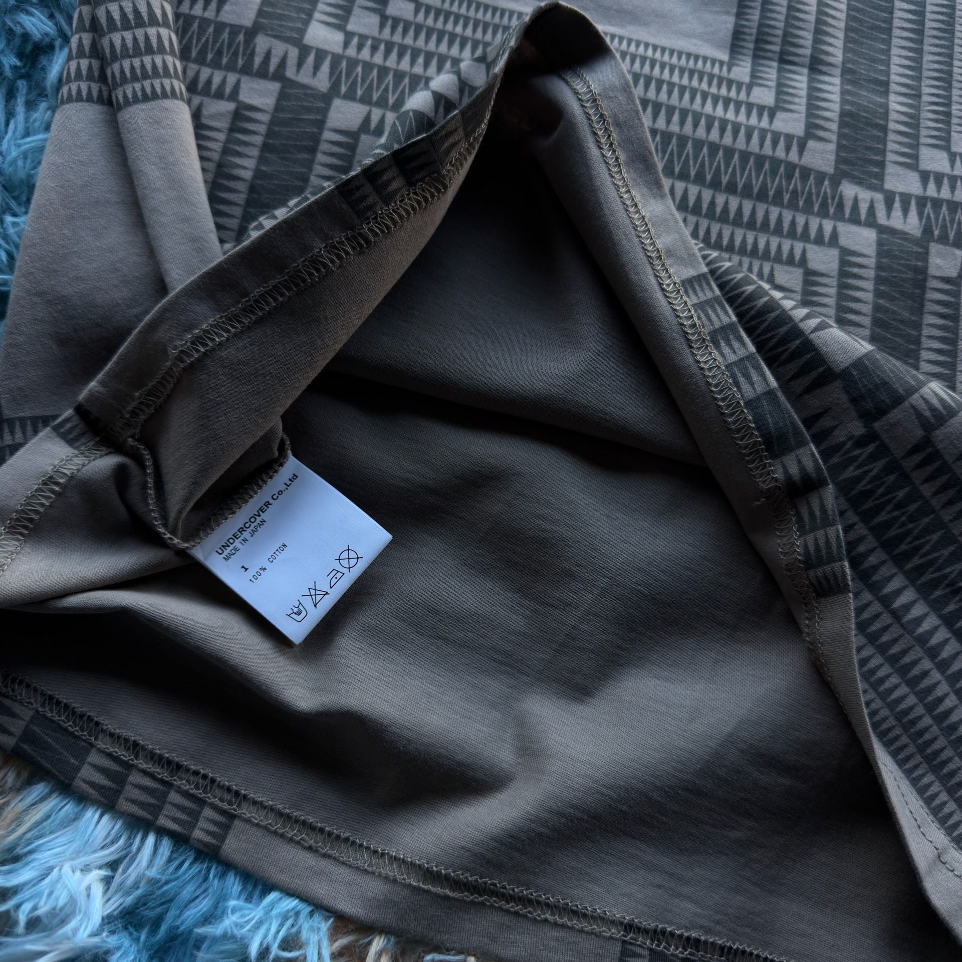 Undercoverism For Rebels Geometric Pattern T-Shirt 6