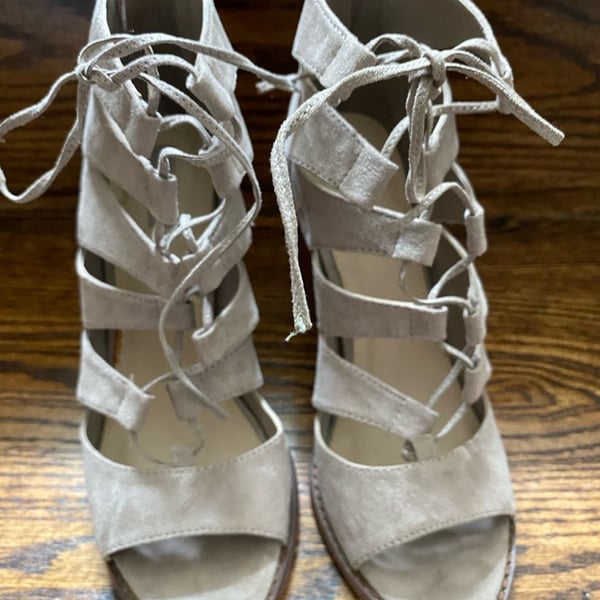 Forever 21 Shoes / Heels/Medi Lace Up - Open Toe Taupe Size 6 New