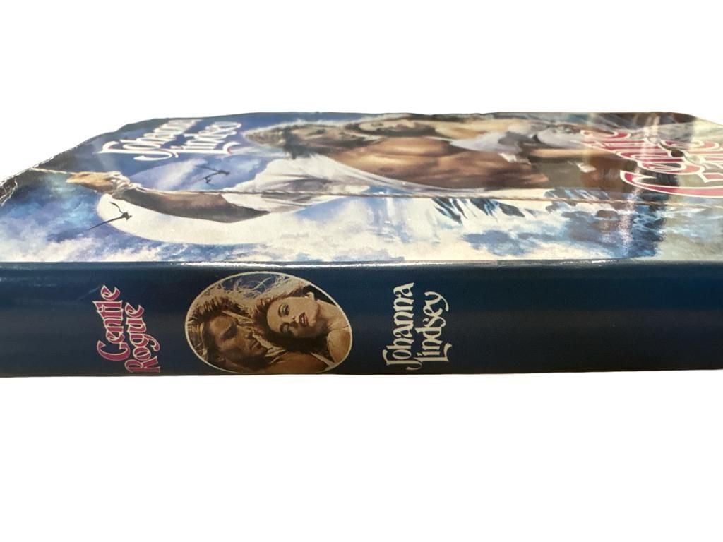 Gentle Rogue by Johanna Lindsey Hardcover Avon 1990 3
