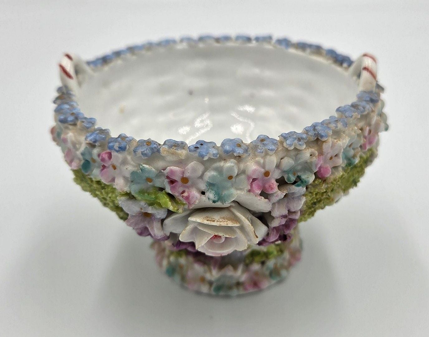 Vintage German Elfinware Porcelain Mini Basket with Applied Flowers and Moss 1