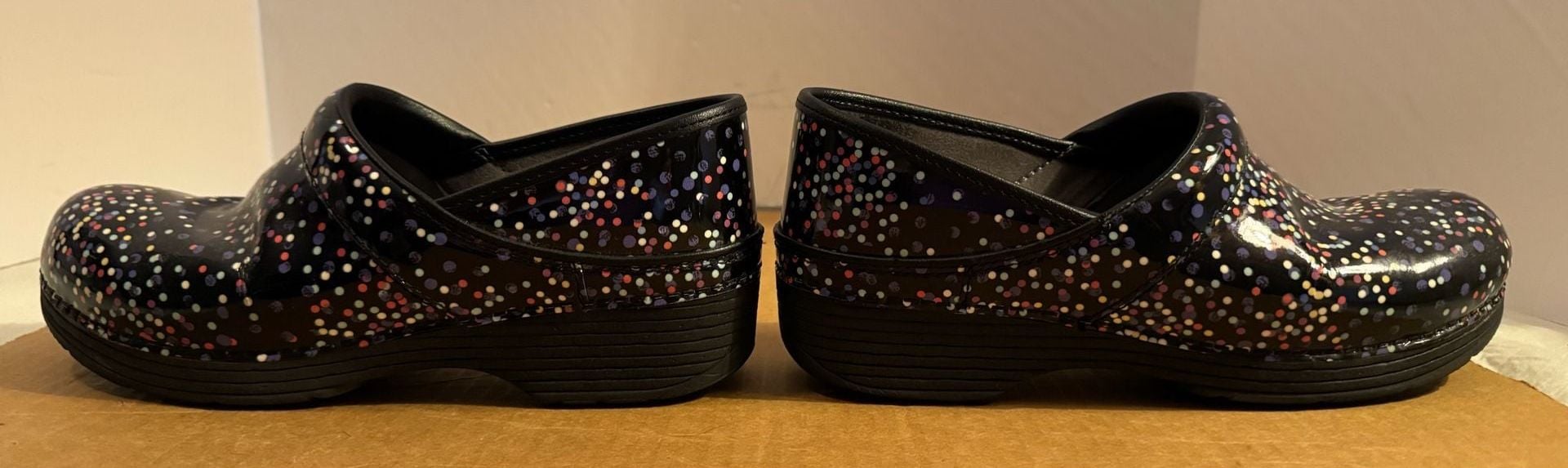 Dansko LT Pro Confetti Patent Leather Clogs Nursing Shoes Size 41 4
