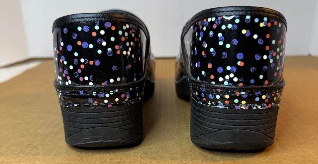 Dansko LT Pro Confetti Patent Leather Clogs Nursing Shoes Size 41 6