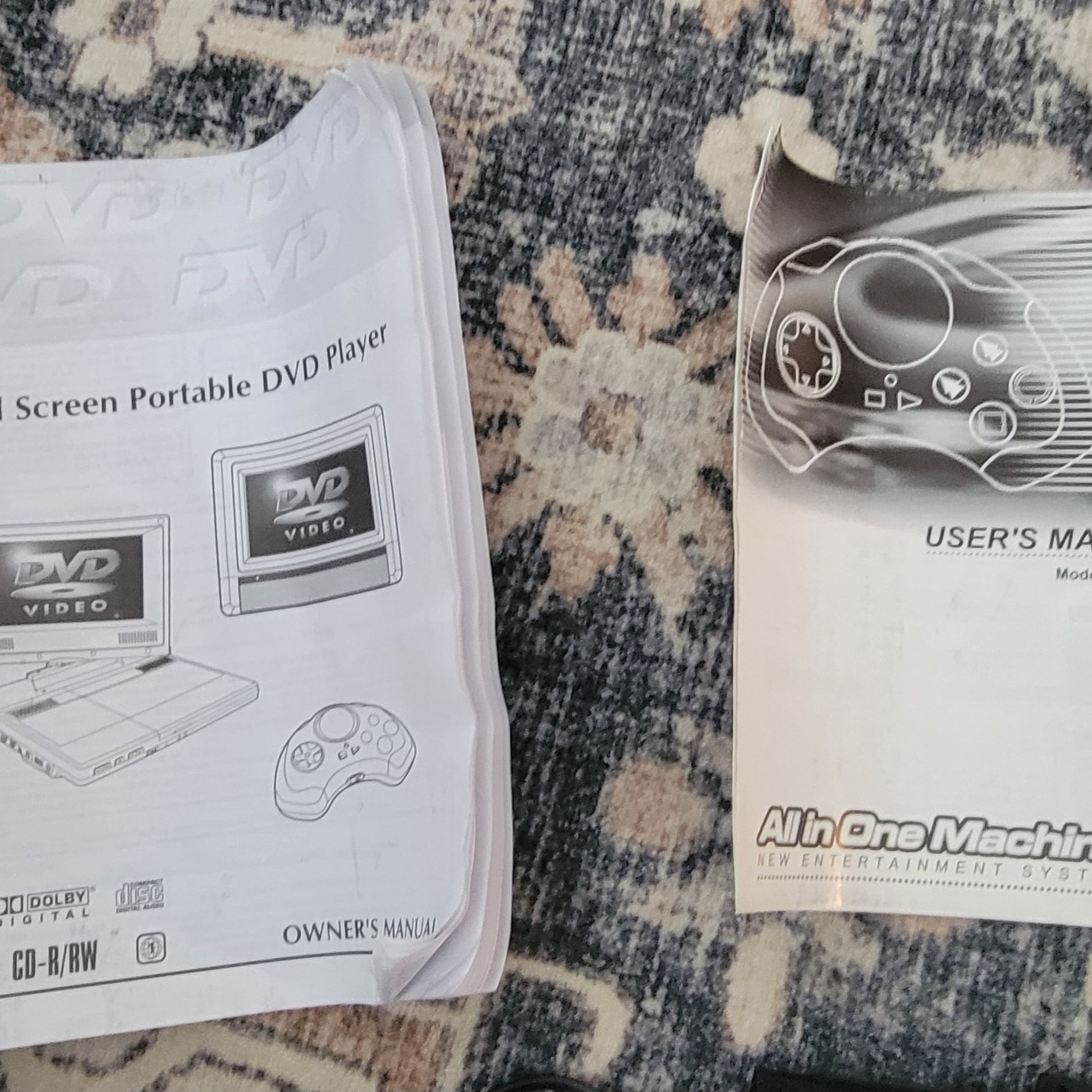 Durabrand Dual-7C Portable DVD Player with Dual Screens and Accessories 8
