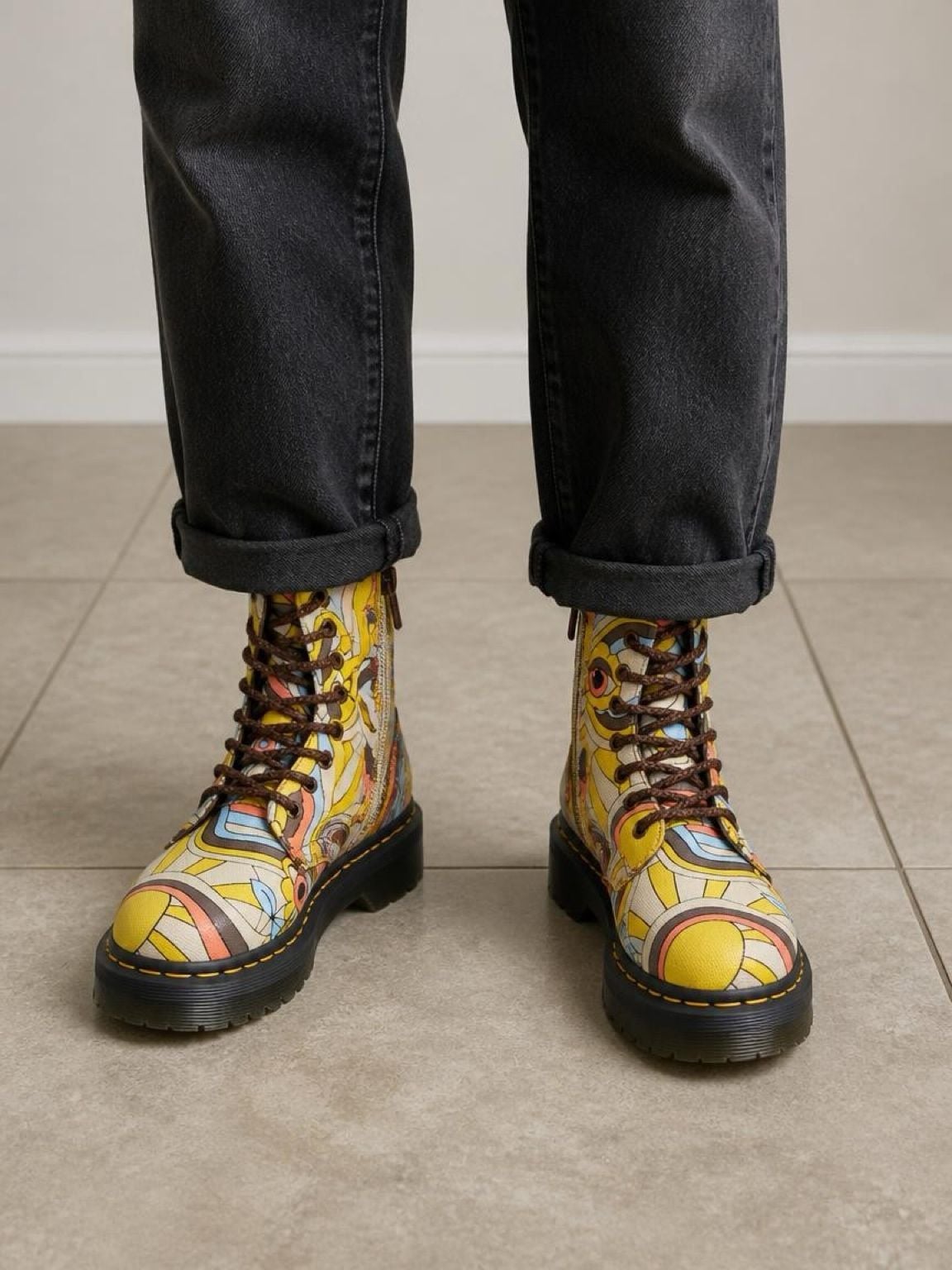 Dr. Martens Jadon Retro Ray Kemble Canvas Platform 8-Eye Boots 11