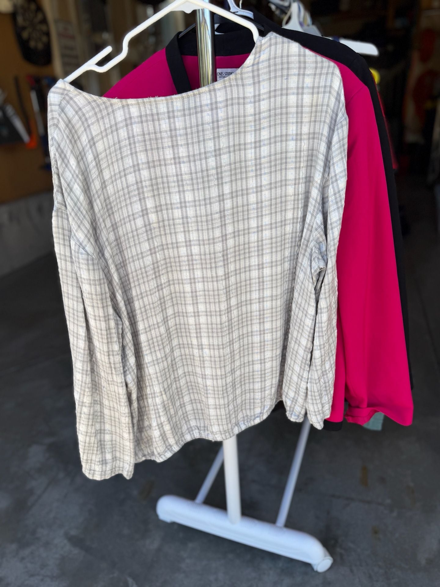 Lane Bryant Women's V-Neck Button Front Tie Hem Plaid Metallic Gray Blouse SZ 20 7