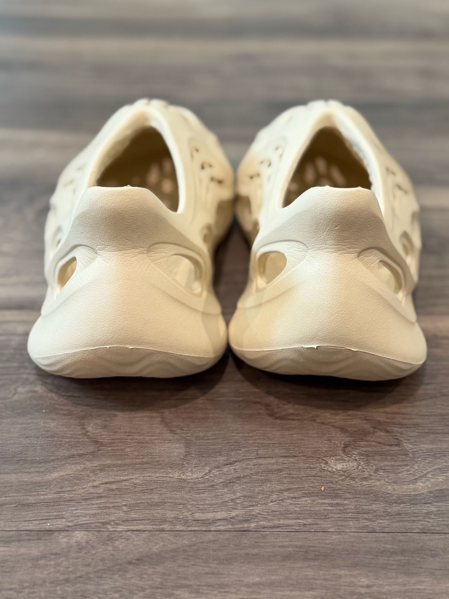 Adidas Yeezy Foam RNNR Cream White Size 4M 5W Slip-On Shoes 3