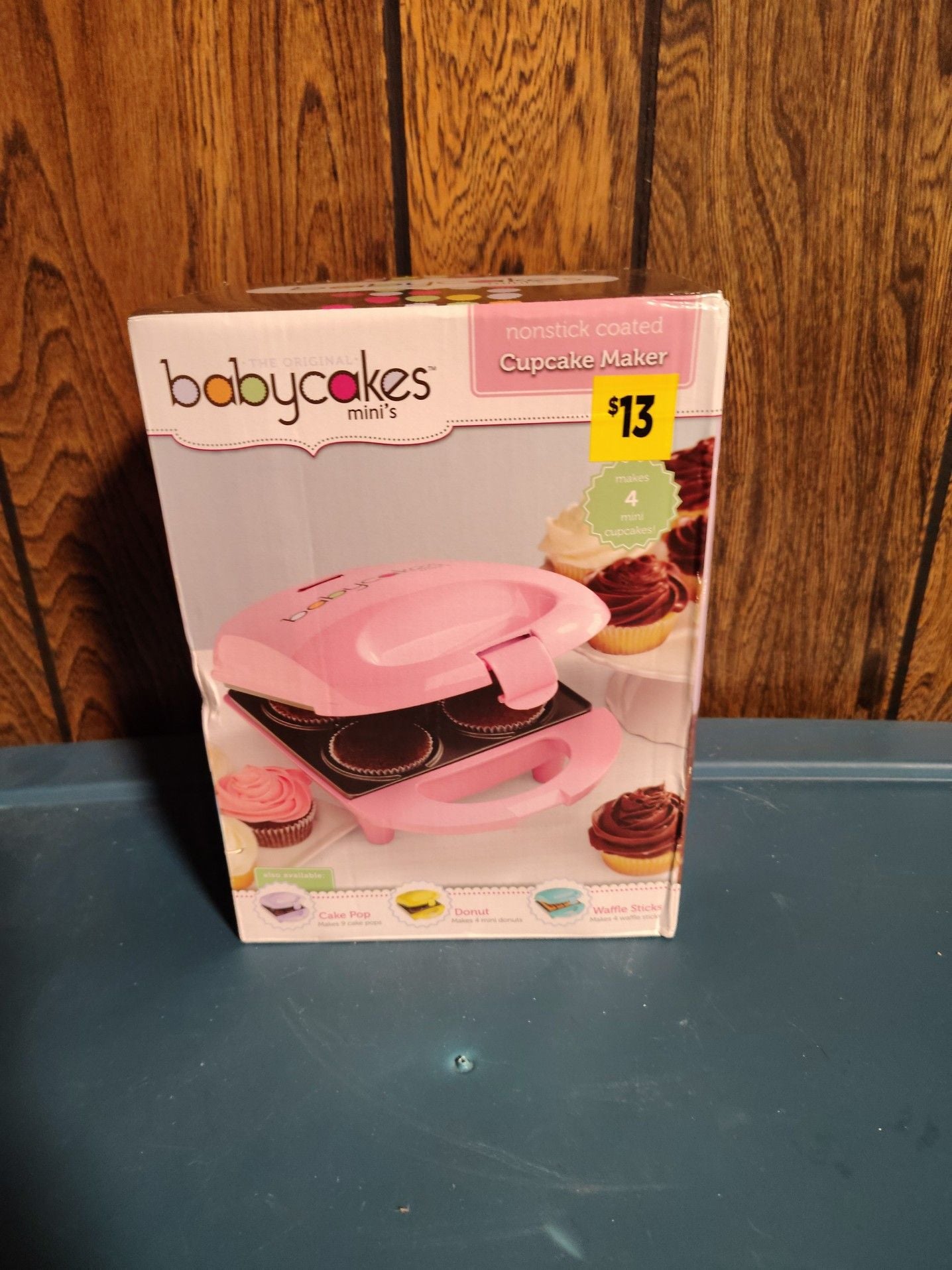 Babycakes Nonstick Coated Pink Mini Cupcake Maker 1