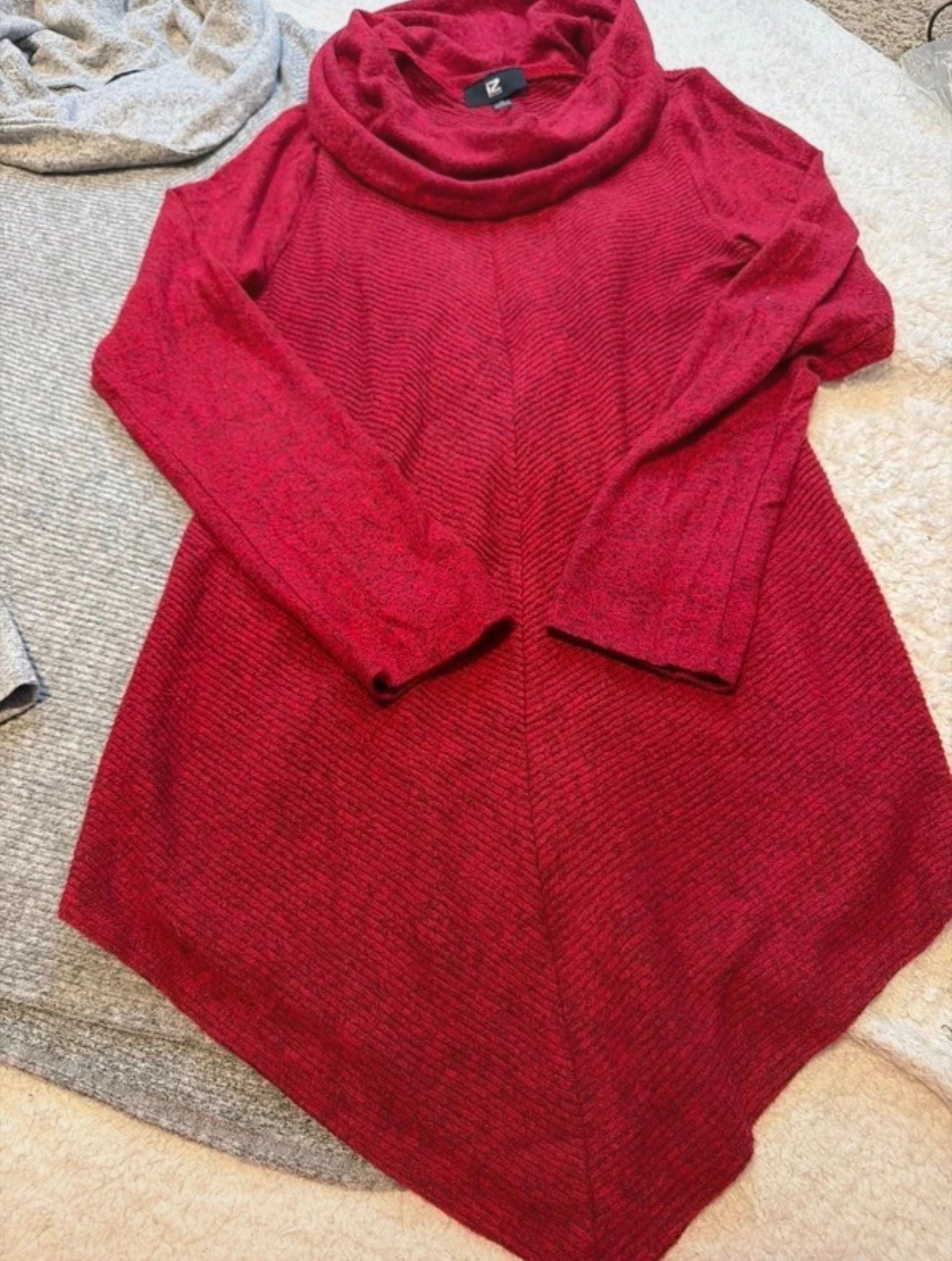 IZ Byer Women's Cowl Neck Long Sleeve Sweaters Lot of 2 Size S Red & Gray 2