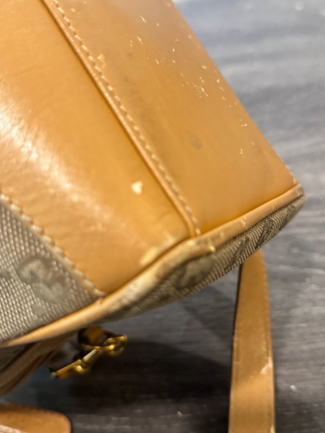 Vintage Gucci Micro GG Monogram Tan Leather Satchel Handbag 15