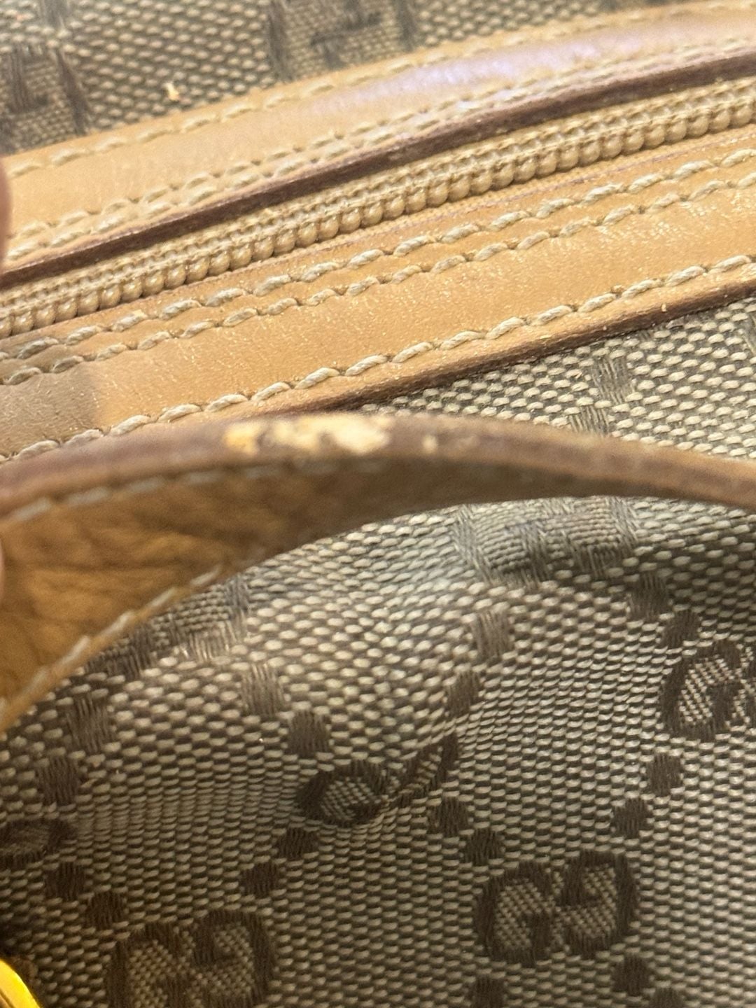 Vintage Gucci Micro GG Monogram Tan Leather Satchel Handbag 18