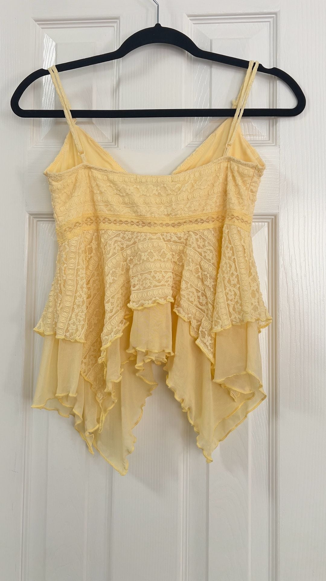 Heart + Hips Yellow Lace Asymmetric Tiered Ruffle Camisole Top Size L 3
