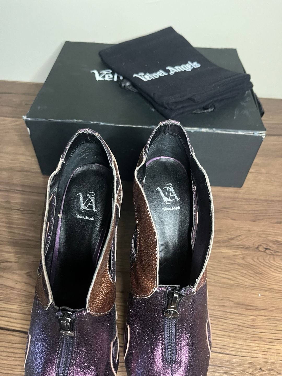 Velvet Angels Falcon Purple Glitter Leather Cutout Peep Toe Zip Heels Size 38 10