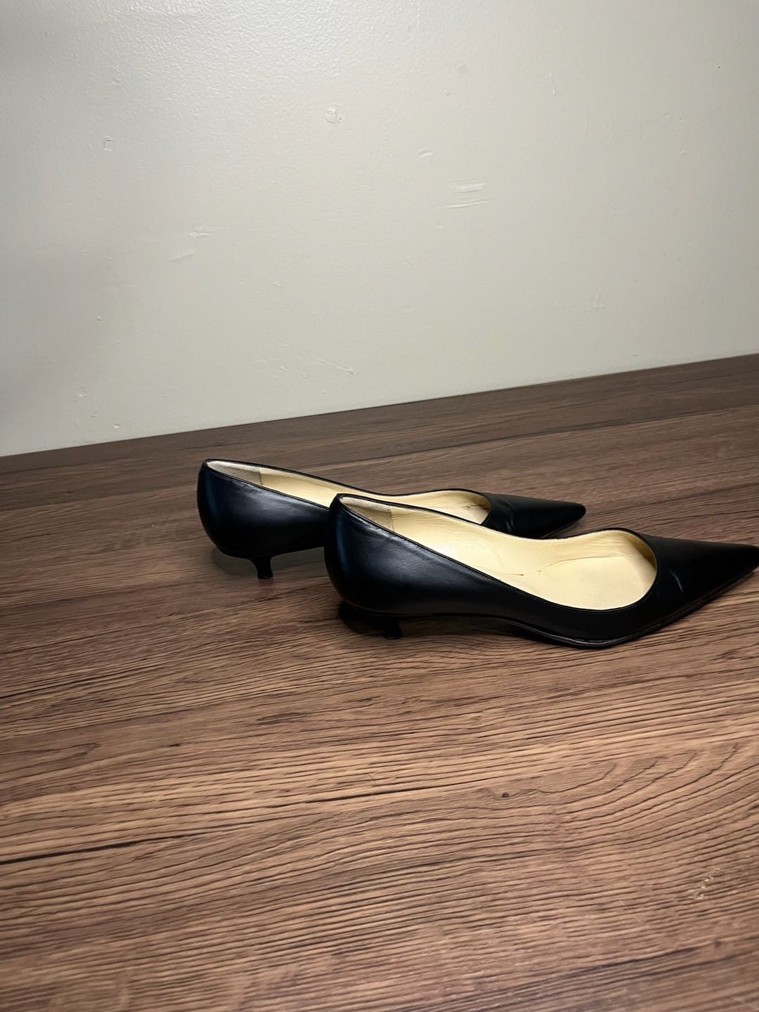 Jimmy Choo Black Leather Pointed Toe Kitten Heel Pumps Size 35 4