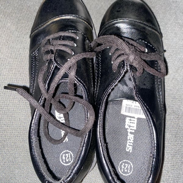 Smartfit Boys Black Cap Toe Lace-Up Dress Shoes Size 12.5