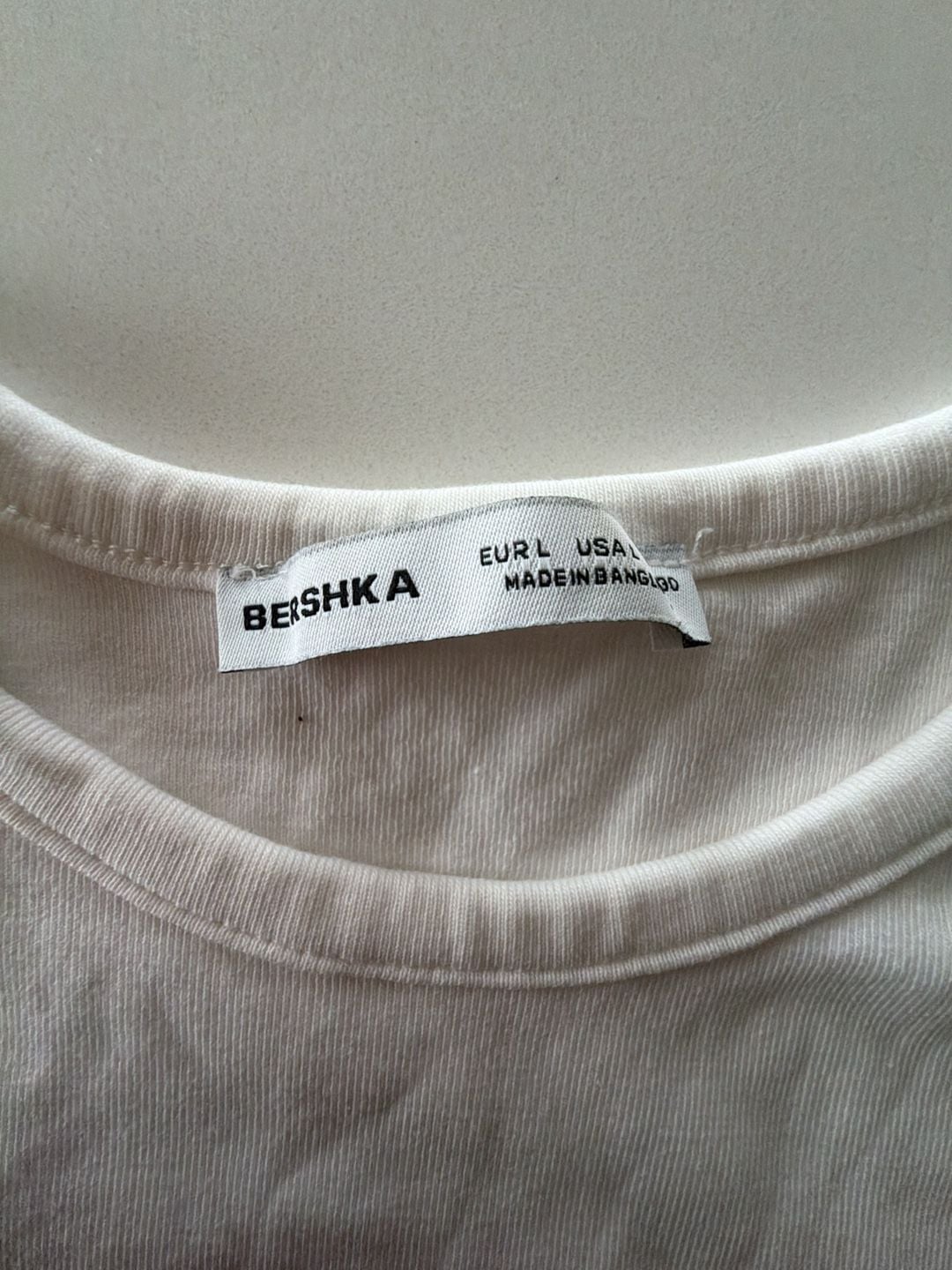 Bershka Hibiscus Flower Graphic White T-Shirt 3
