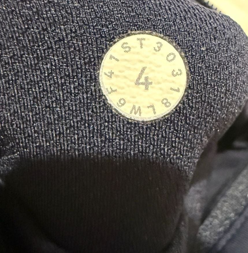 Lululemon Speed Up Crop Leggings navy Size 4 3