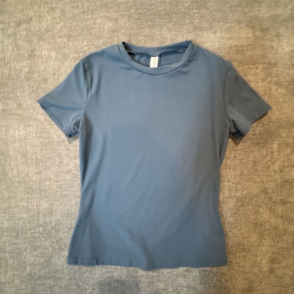 Yogincos Blue Short Sleeve Crew Neck Yoga Crop Buttery Soft T-Shirt Size Small