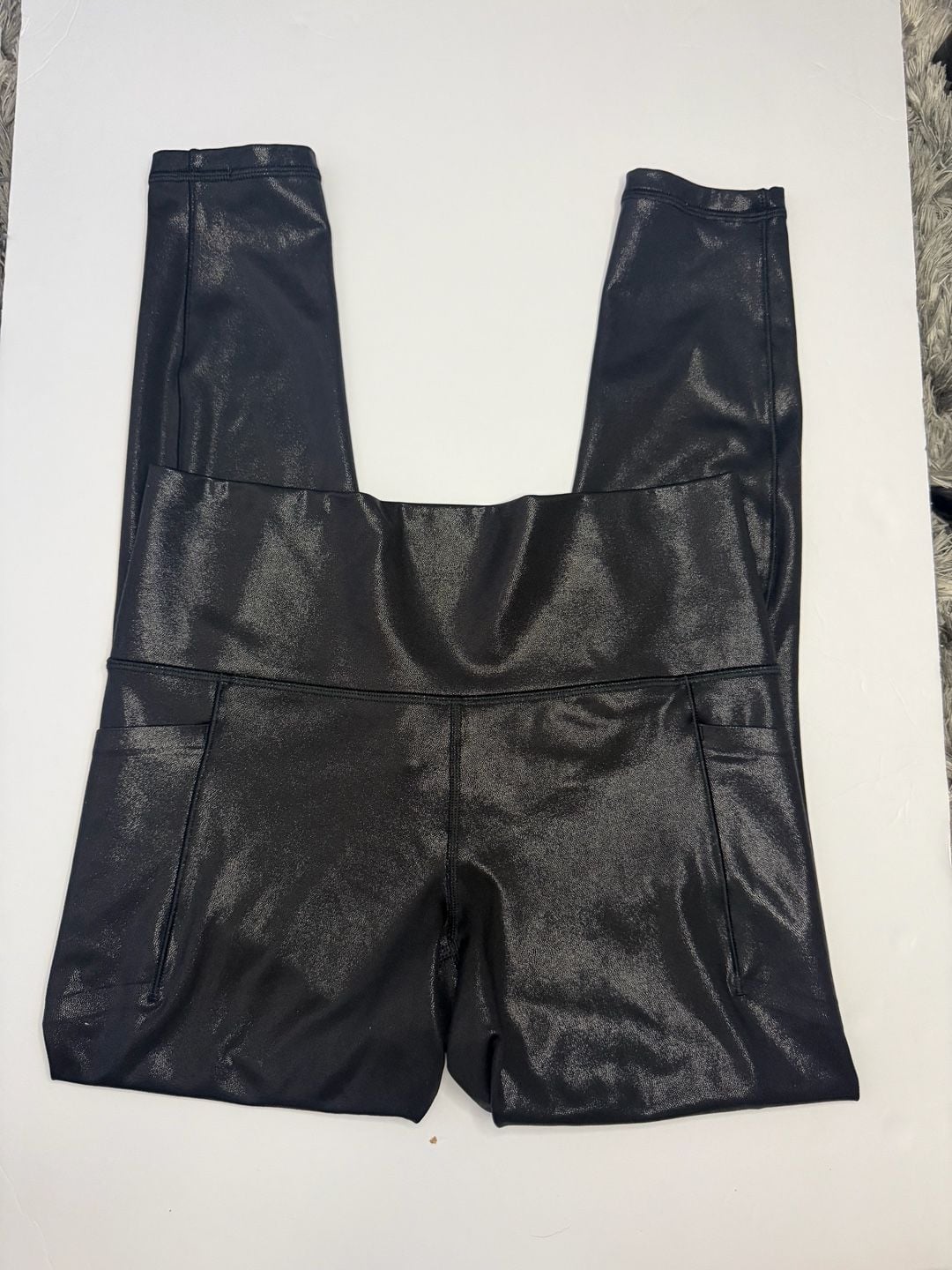 Athleta Salutation Stash Shine Tight Leggings Size S Black 3