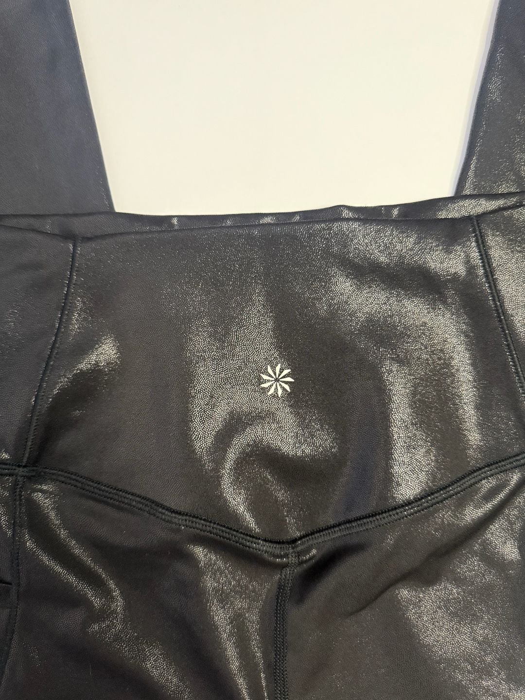Athleta Salutation Stash Shine Tight Leggings Size S Black 5