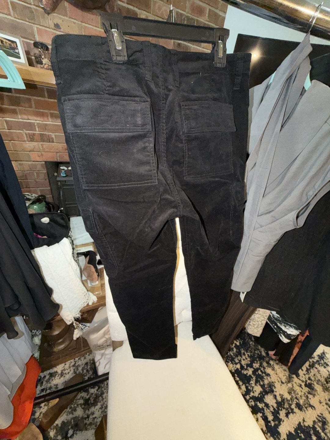Vince Women's Black Corduroy Cargo Pants Size 10 7