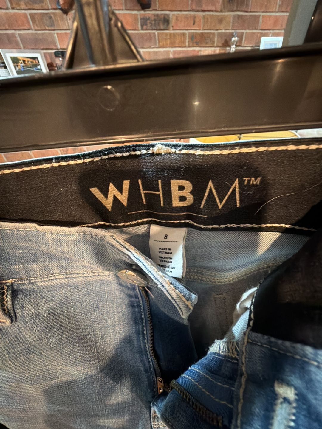 WHBM Light Wash Cropped Denim Jeans Size 8 5