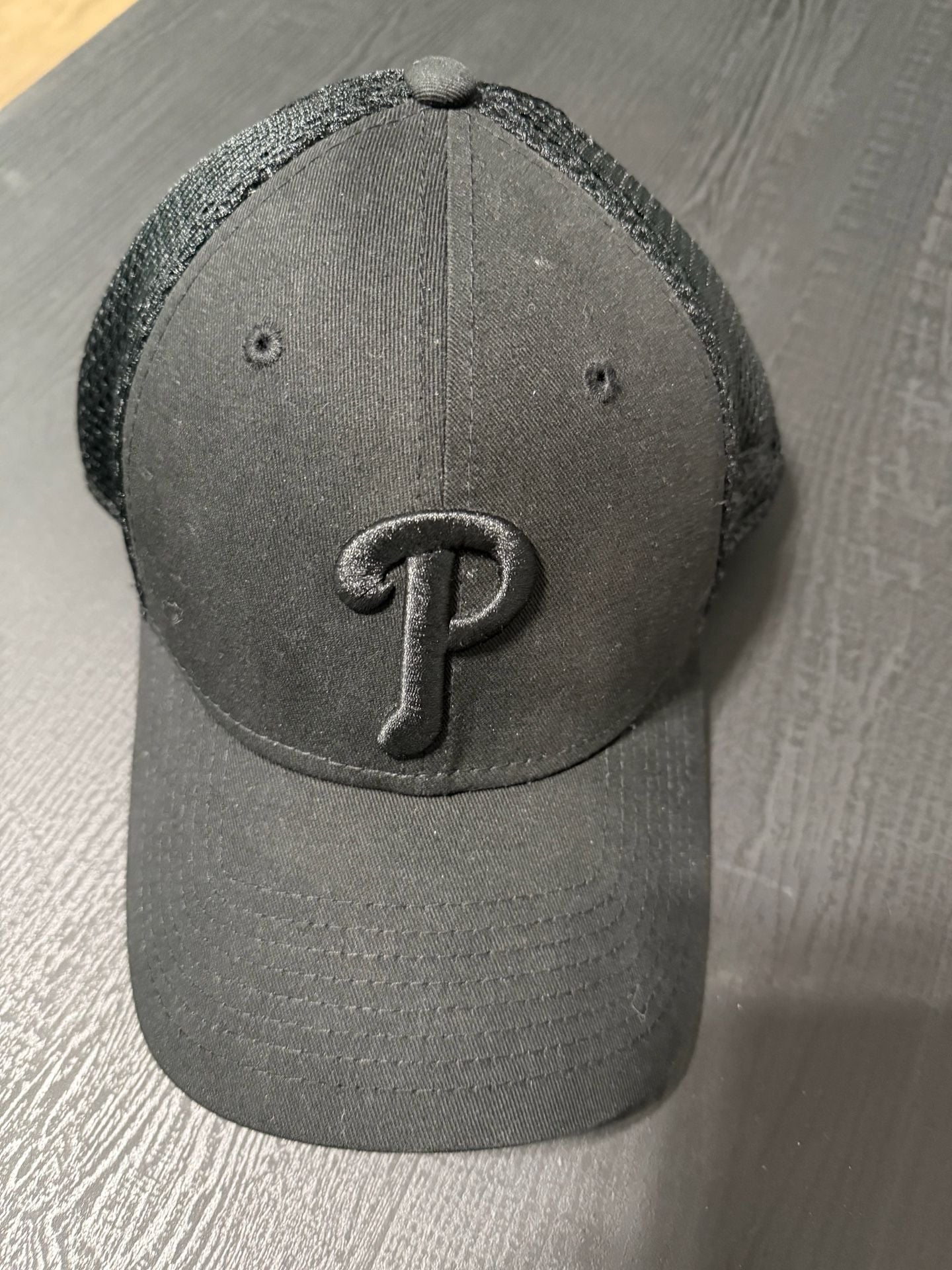 Philadelphia Phillies New Era Hat - Black M/L 2