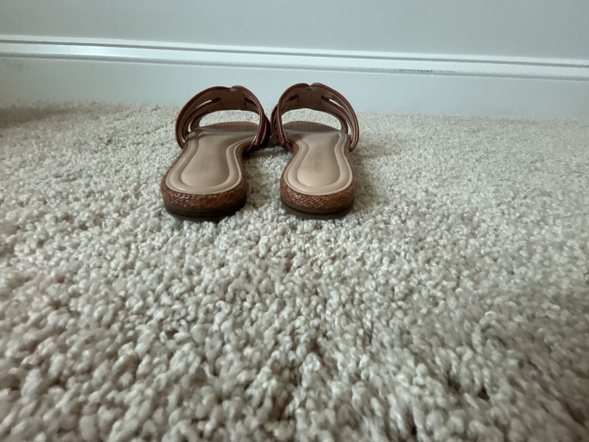 Crown & Ivy Brown Woven Slide Sandals 8