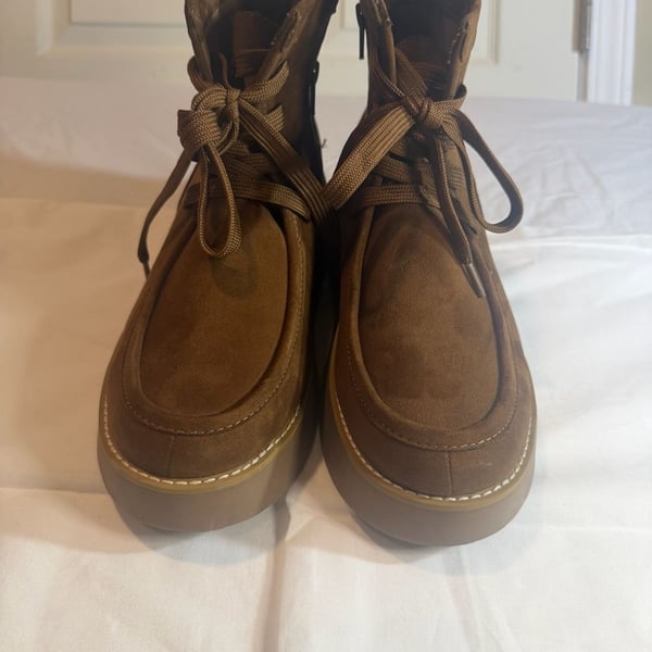 Sonoma Goods for Life Brown Suede Platform Ankle Boots with Side Zipper Size 9.5