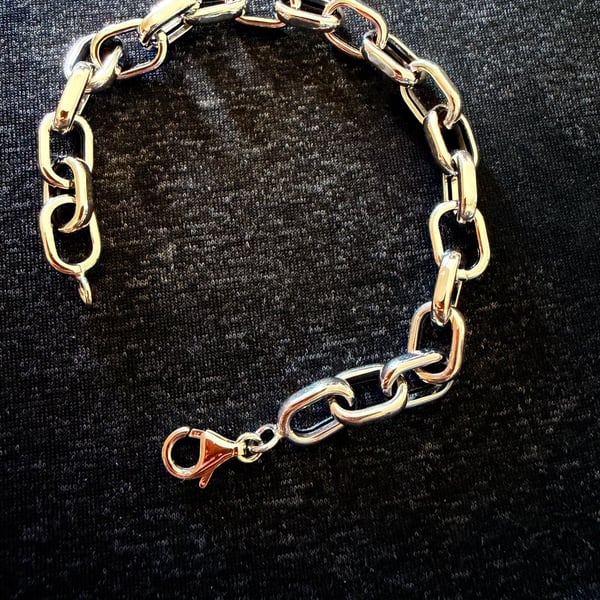 18K White Gold Chunky Link Chain Bracelet Lobster Clasp Brand New