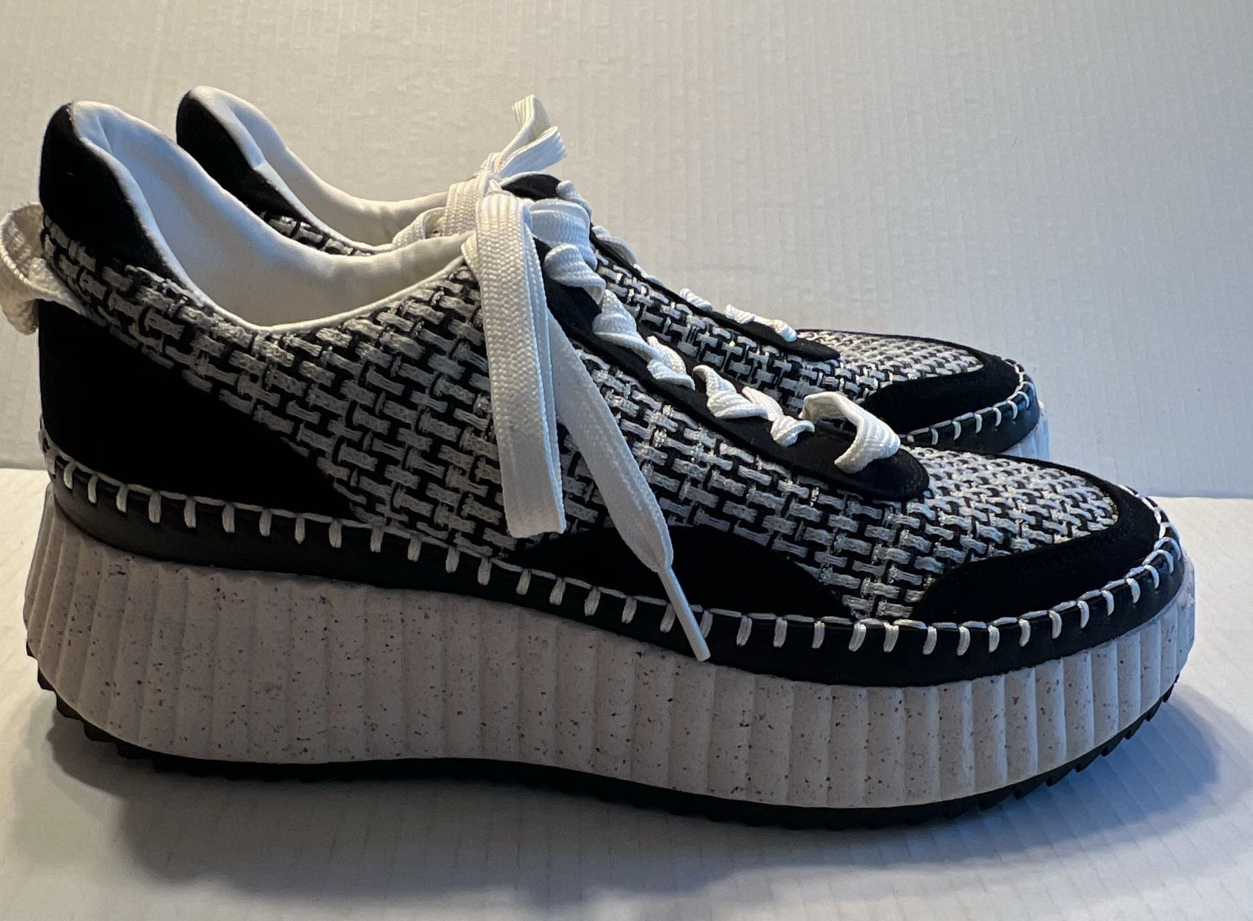 Universal Thread Wedge Sneakers Tennis Shoes Ladies Platform Casual Sneaker 4