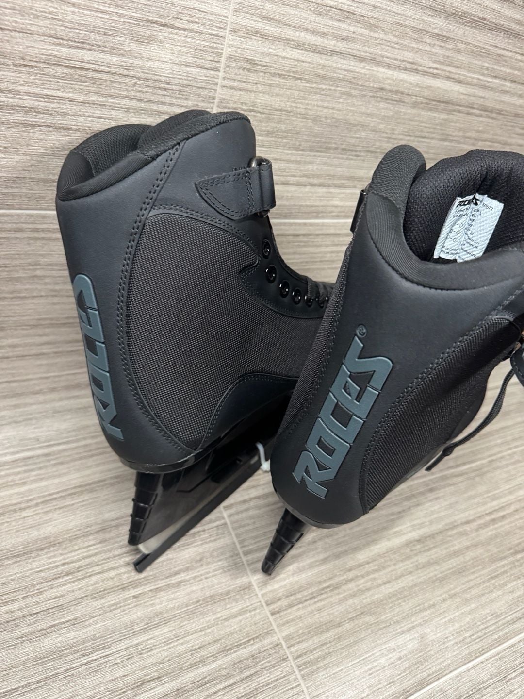 Roces RSK 2 Men's Black Ice Skates Size US 8 / EU 41 5