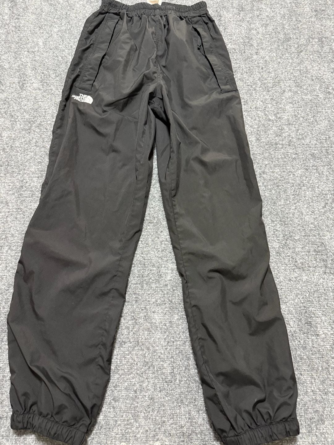 The North Face Black Hydrenaline Wind Track Pants Small
M163 3