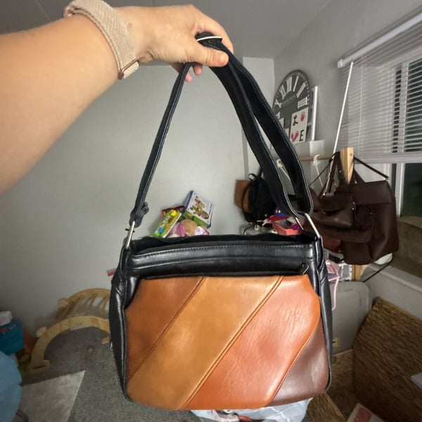 Vintage Black and Multi-Tone Brown Leather Shoulder Bag Purse with Diagonal Stripe Design