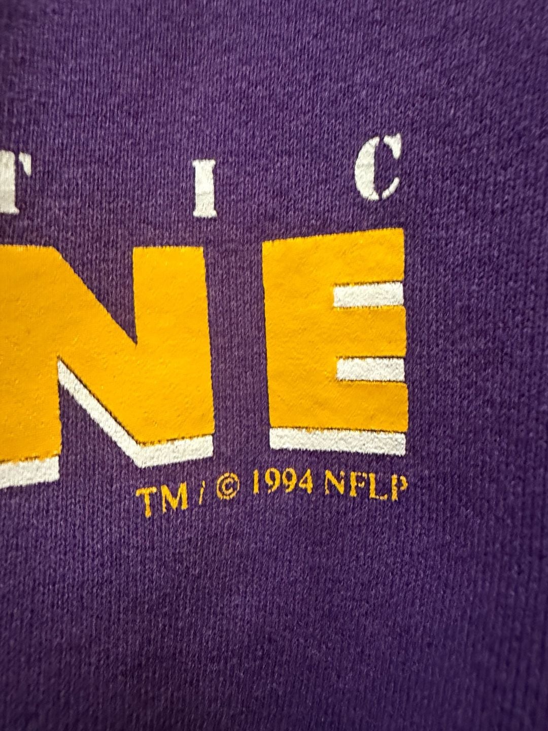 Vintage 1994 Russell Athletic Minnesota Vikings NFL Crewneck Sz Large 5
