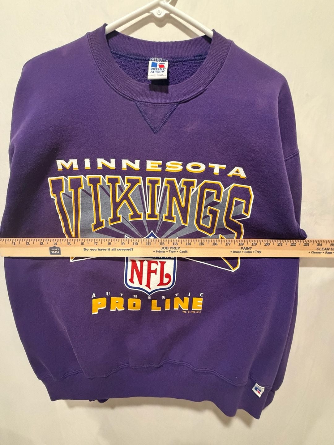 Vintage 1994 Russell Athletic Minnesota Vikings NFL Crewneck Sz Large 9