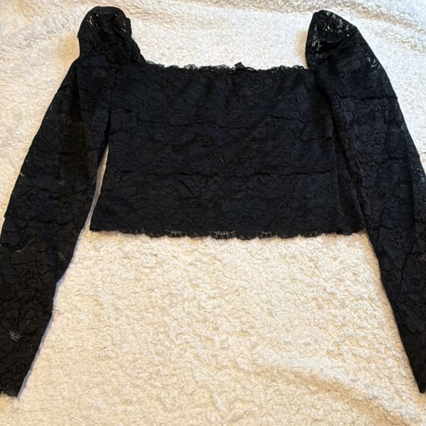 Guess Women's Sheer Lace Long Sleeve Crop Top Blouse