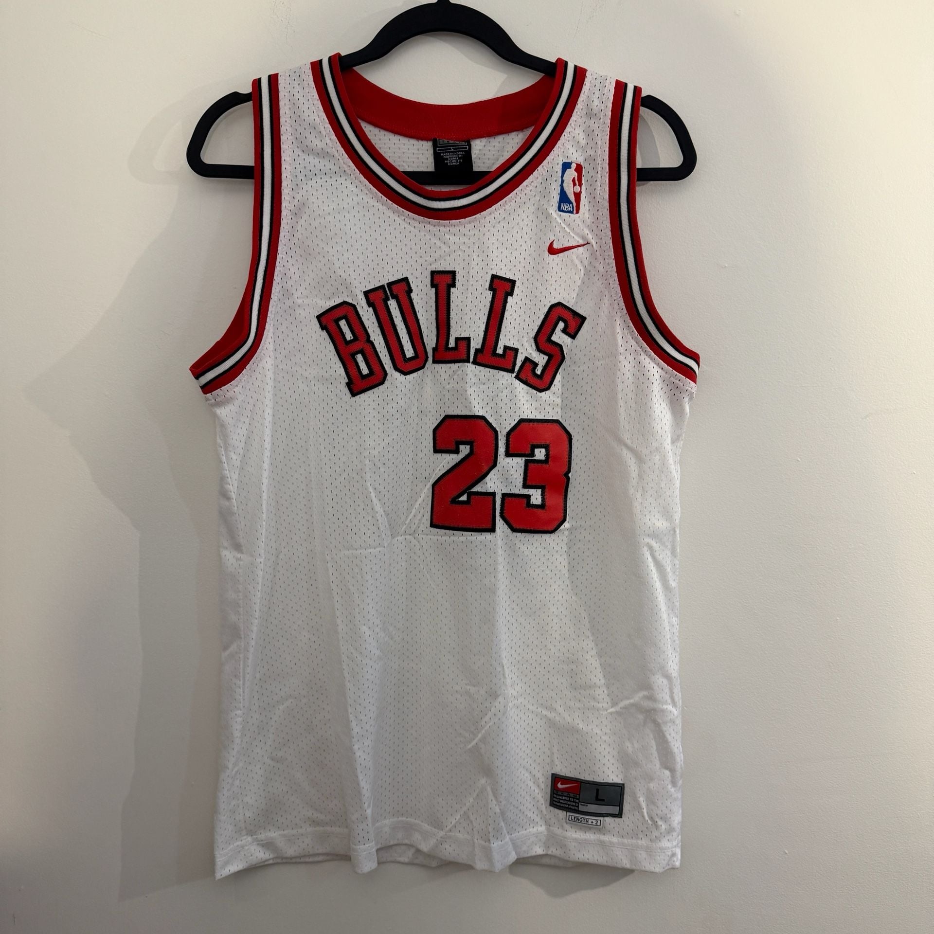 Vintage Nike Chicago Bulls Michael Jordan #23 Jersey White Size L 2
