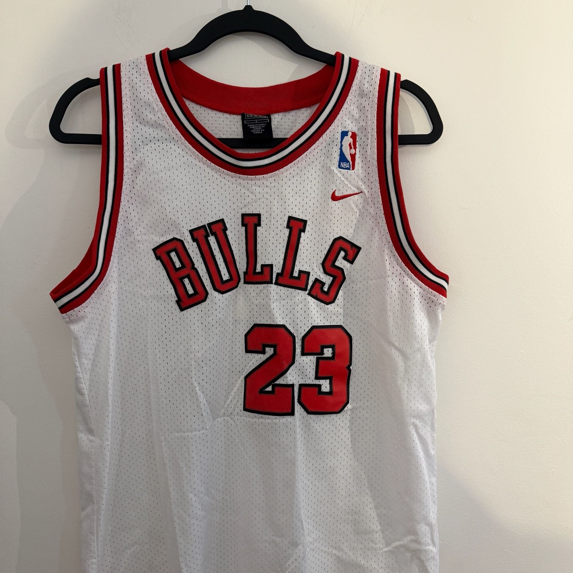 Vintage Nike Chicago Bulls Michael Jordan #23 Jersey White Size L 3
