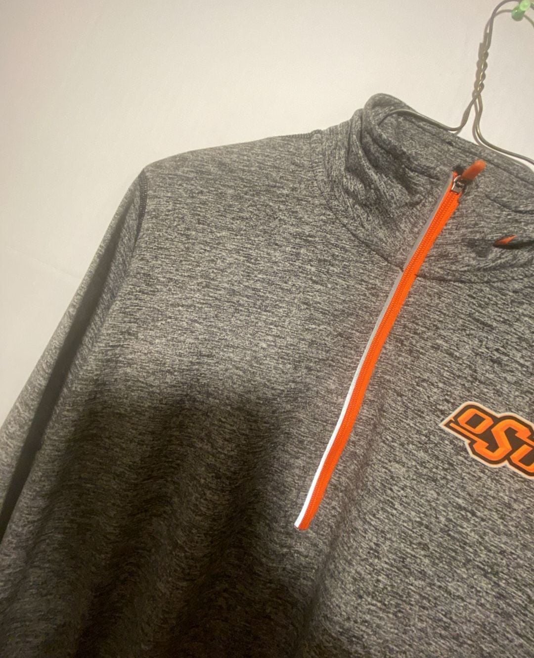 Nike Oklahoma State University Women’s L OSU Dri-Fit Quarter-Zip Pullover Gray 8